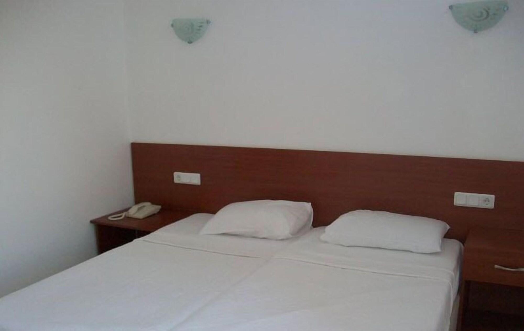 Kriss Otel Ортакент Экстерьер фото